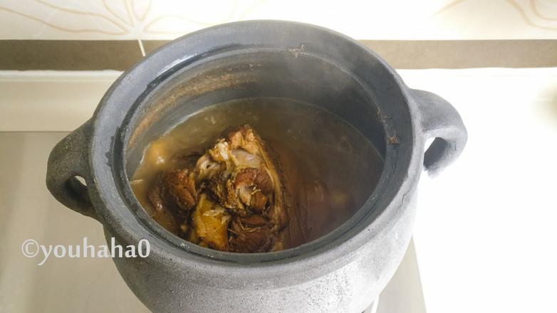 東坡發財肘子的做法-家常味燉菜譜