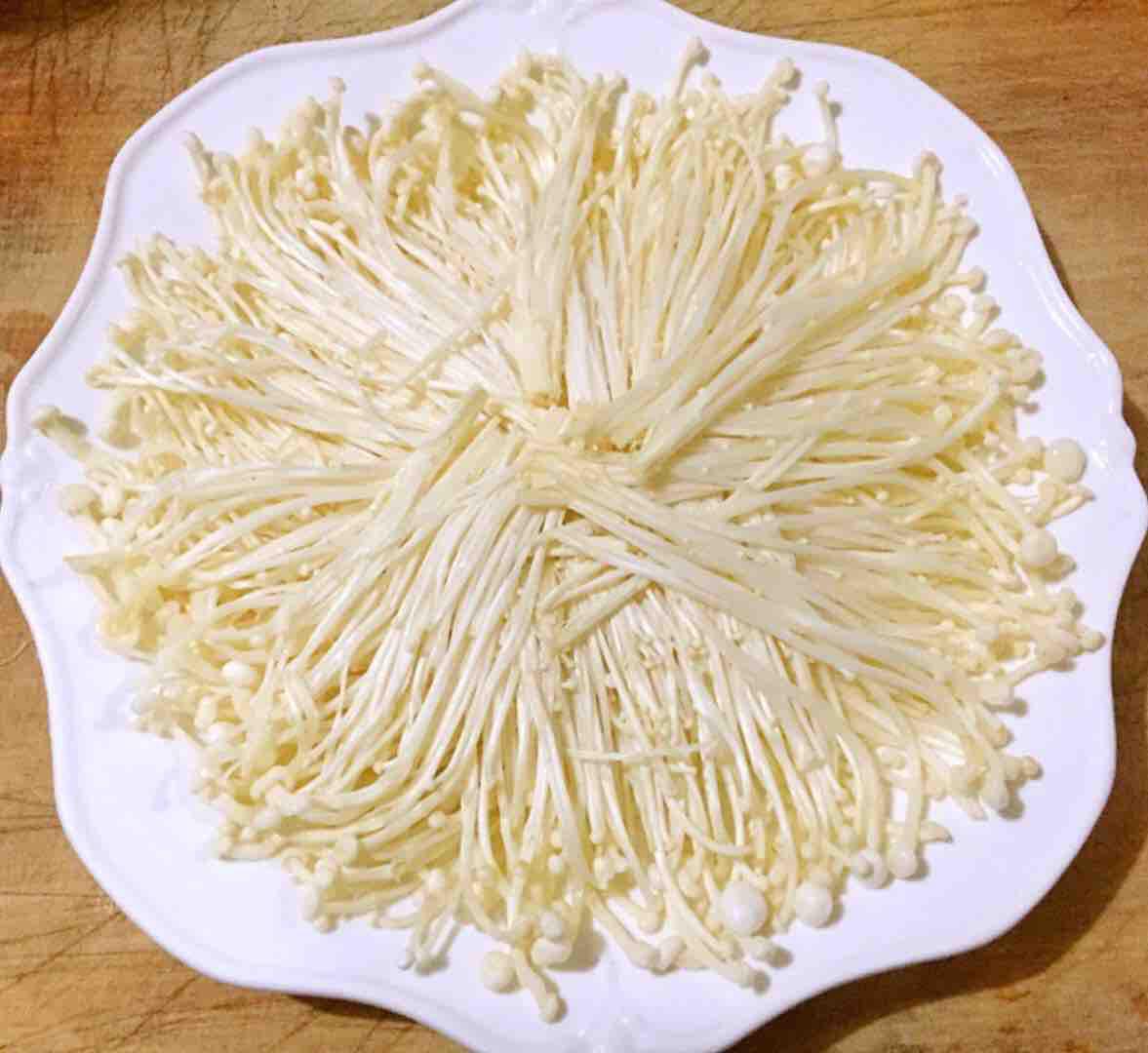 蒜蓉海蝦蒸金針菇的做法-家常味蒸菜譜-易網健康養生網 蒜蓉海蝦蒸金針菇的做法-家常味蒸菜譜