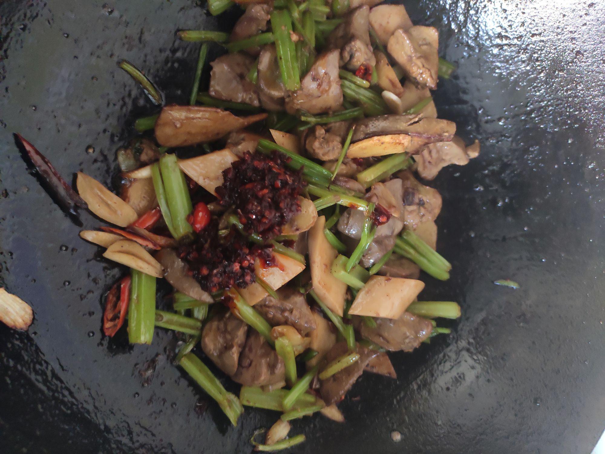 辣炒雞肝的做法-香辣味炒菜譜