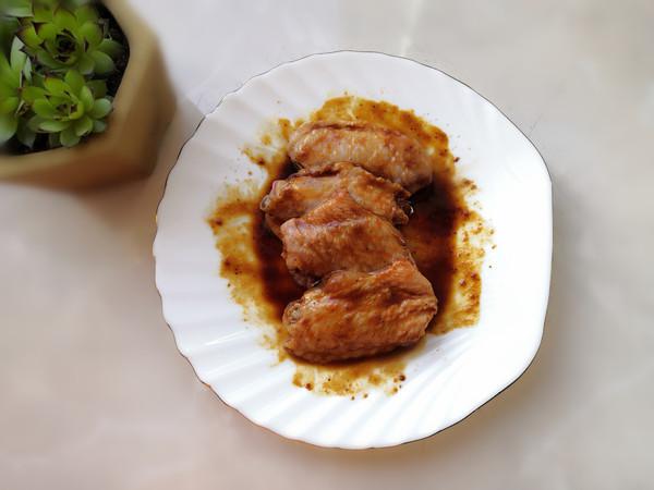 炸雞翅的做法-家常味炸菜譜-易網健康養生網 炸雞翅的做法-家常味炸菜譜