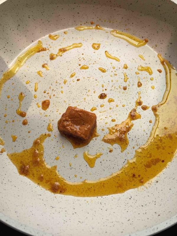 冬蔭功炒米粉的做法-咸鮮味炒菜譜