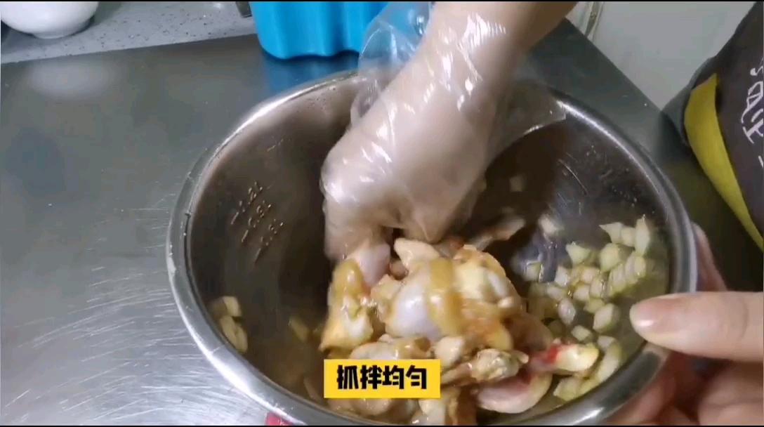 炸雞腿的做法-咸鮮味炸菜譜