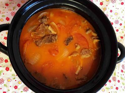 西紅柿燉牛腩的做法-家常味燉菜譜
