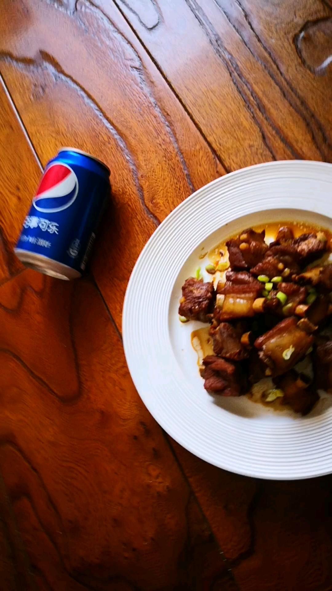 可樂排骨的做法-家常味燉菜譜