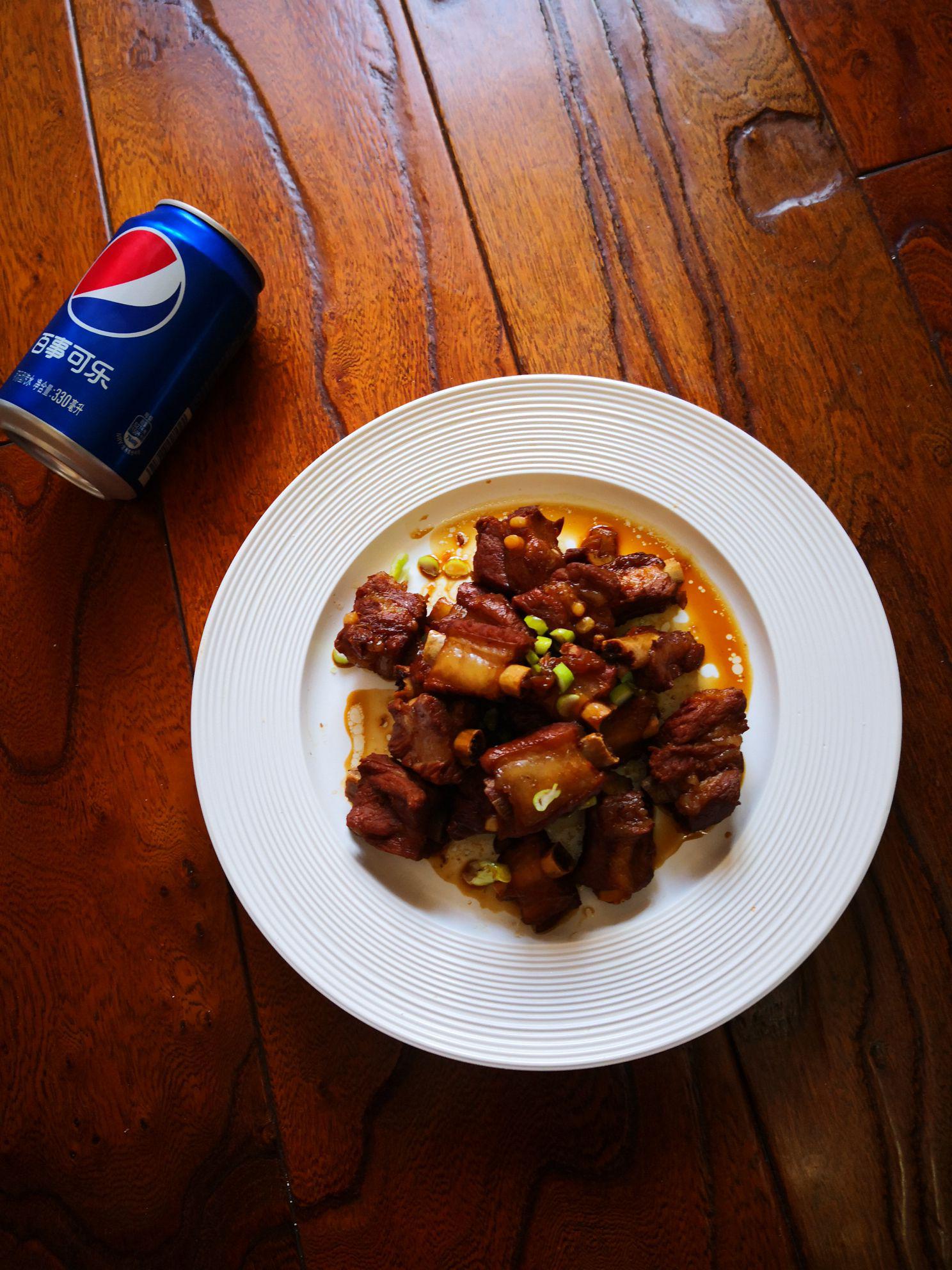 可樂排骨的做法-家常味燉菜譜