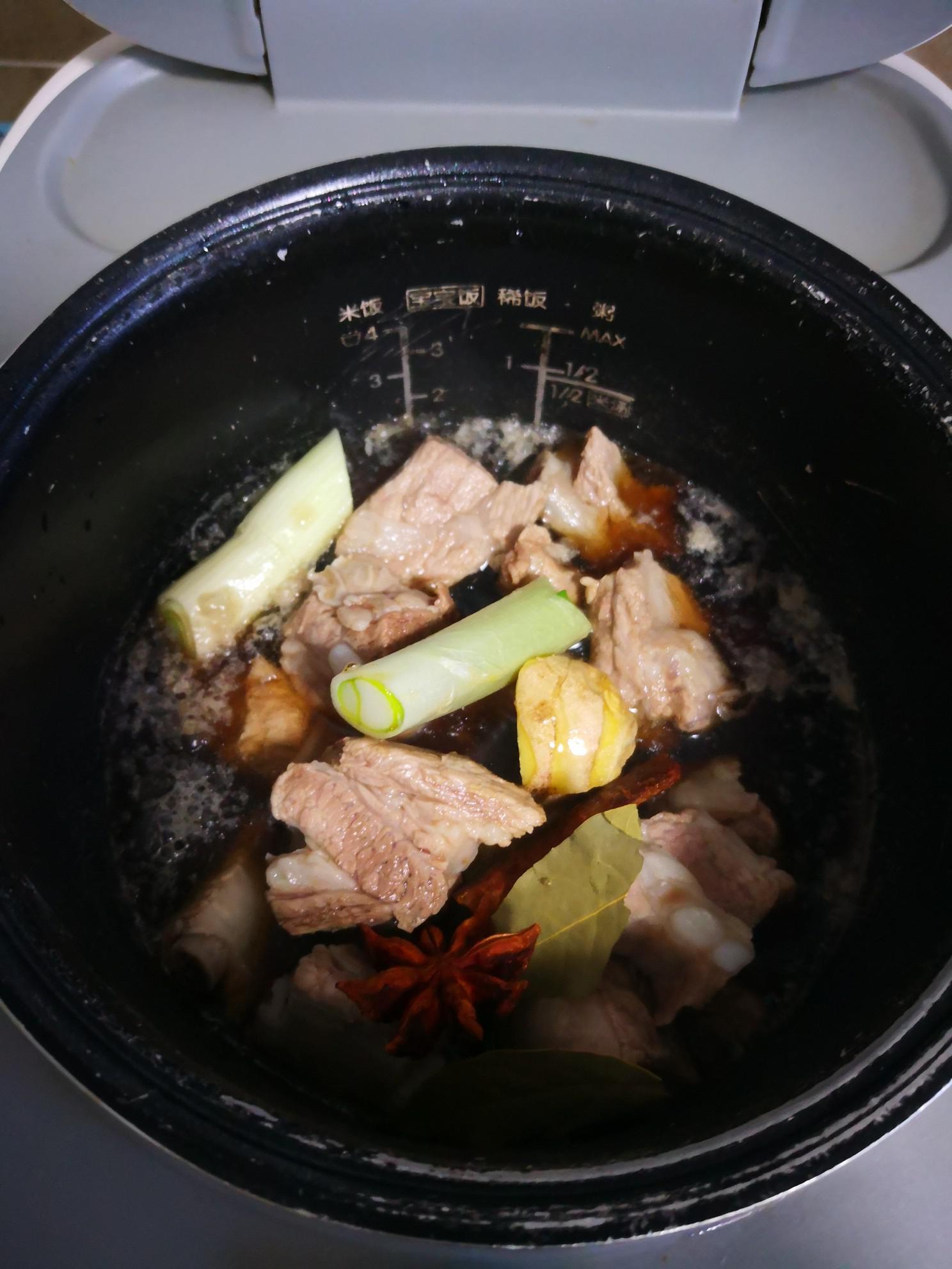 可樂排骨的做法-家常味燉菜譜