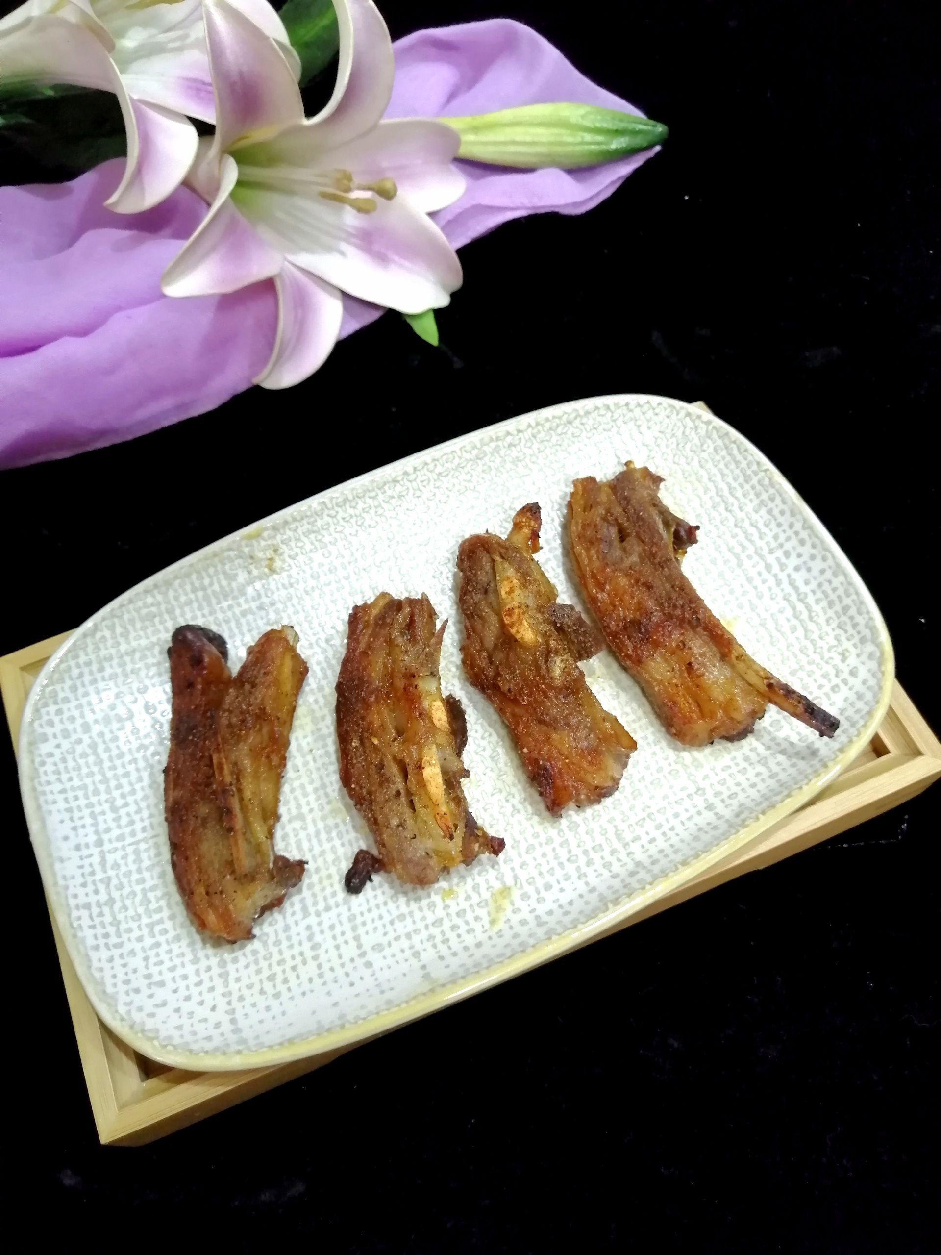 手抓羊排的做法-五香味烤菜譜