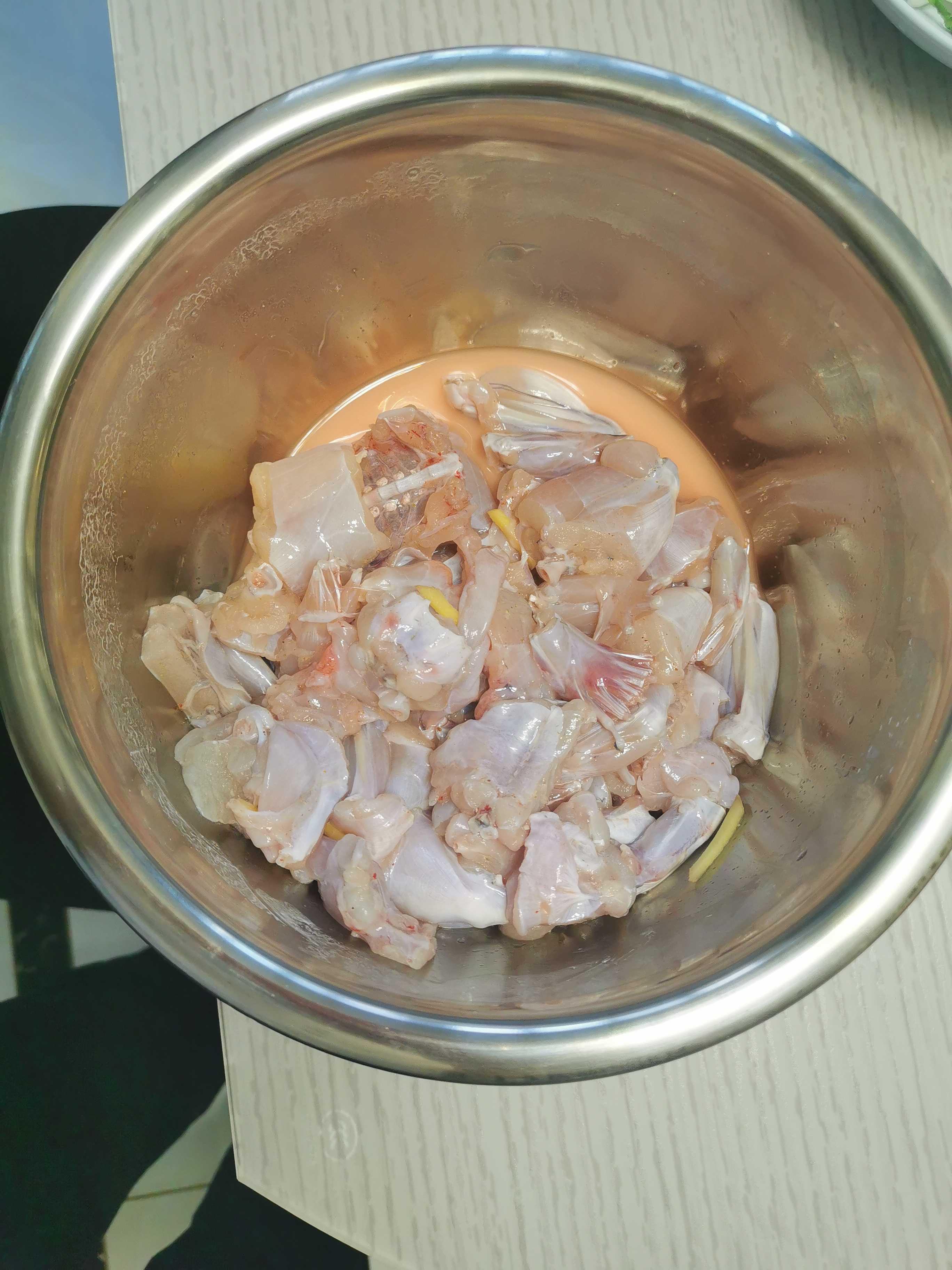 泡椒牛蛙的做法-椒麻味燒菜譜