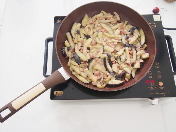 香煎牛肉腸茄餅的做法-咸鮮味煎菜譜