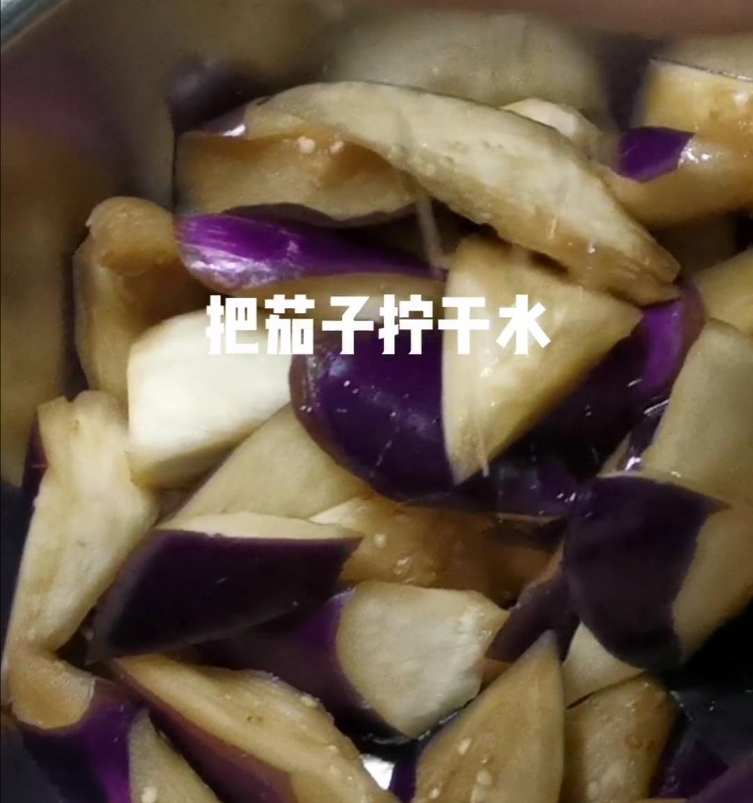辣椒大蒜茄子的做法-家常味炒菜譜