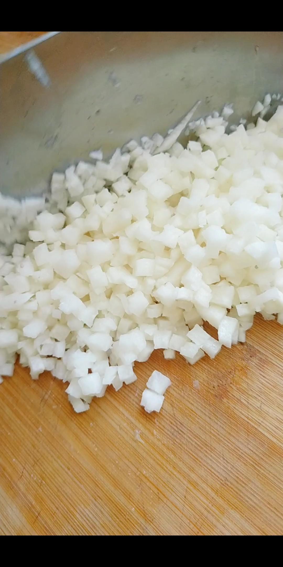 涼薯獅子頭的做法-咸鮮味蒸菜譜