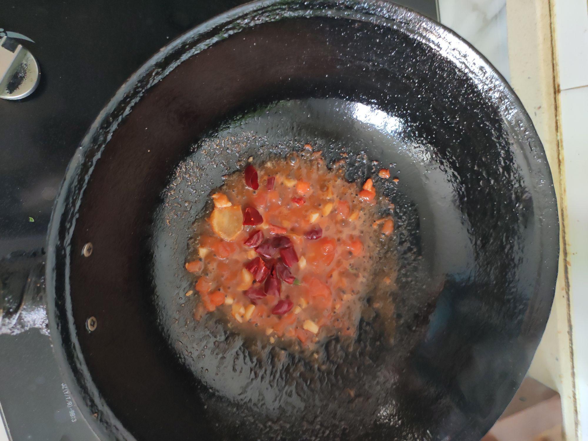 麻辣香鍋的做法-麻辣味煮菜譜