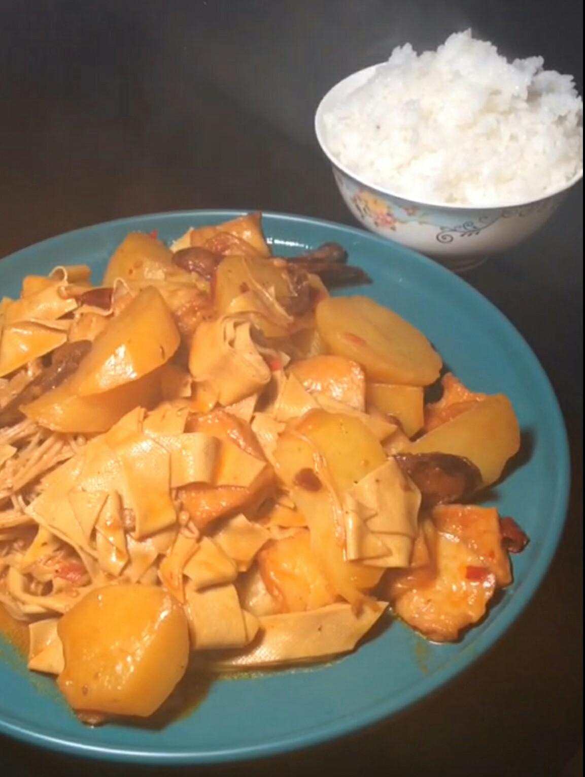 川式亂燉的做法-麻辣味燉菜譜