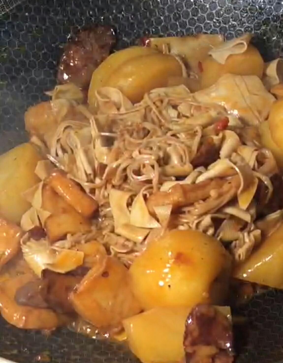 川式亂燉的做法-麻辣味燉菜譜