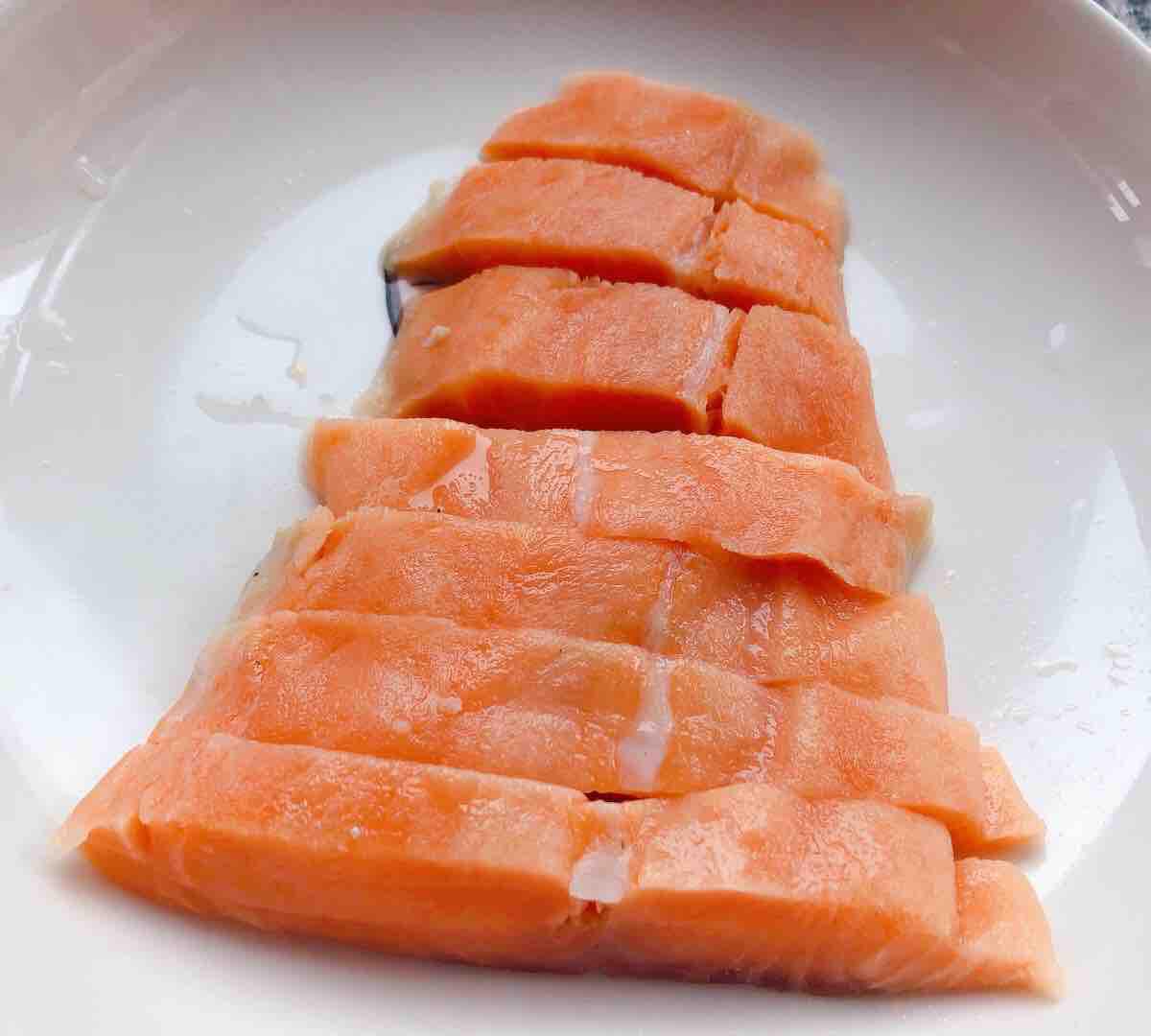 三文魚菠菜蒸蛋羹的做法-家常味蒸菜譜