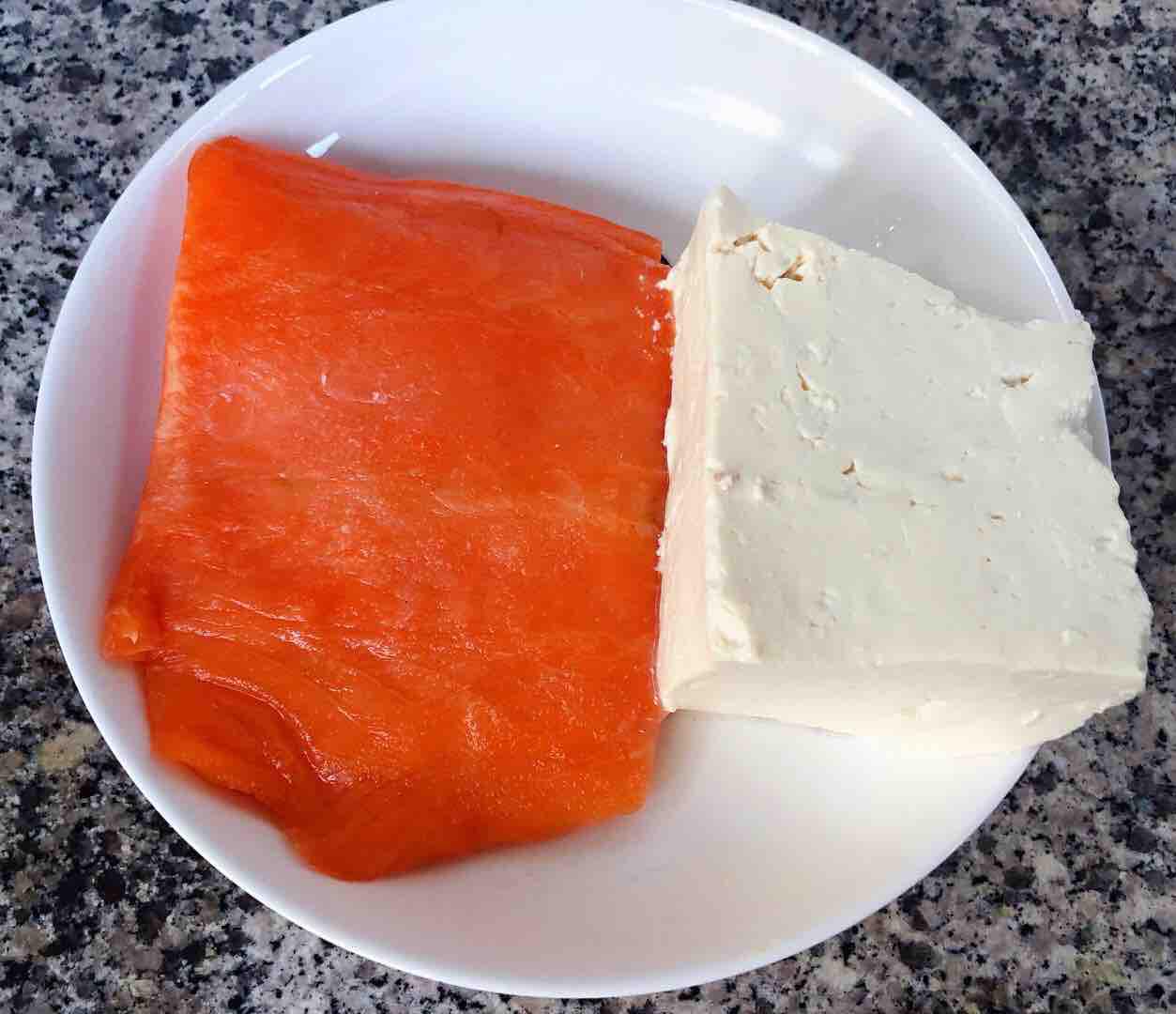 照燒三文魚煎豆腐的做法-家常味煎菜譜-易網<a href=http://m.henggaotouzi.com/ target=_blank class=infotextkey>健康養生</a>網 照燒三文魚煎豆腐的做法-家常味煎菜譜