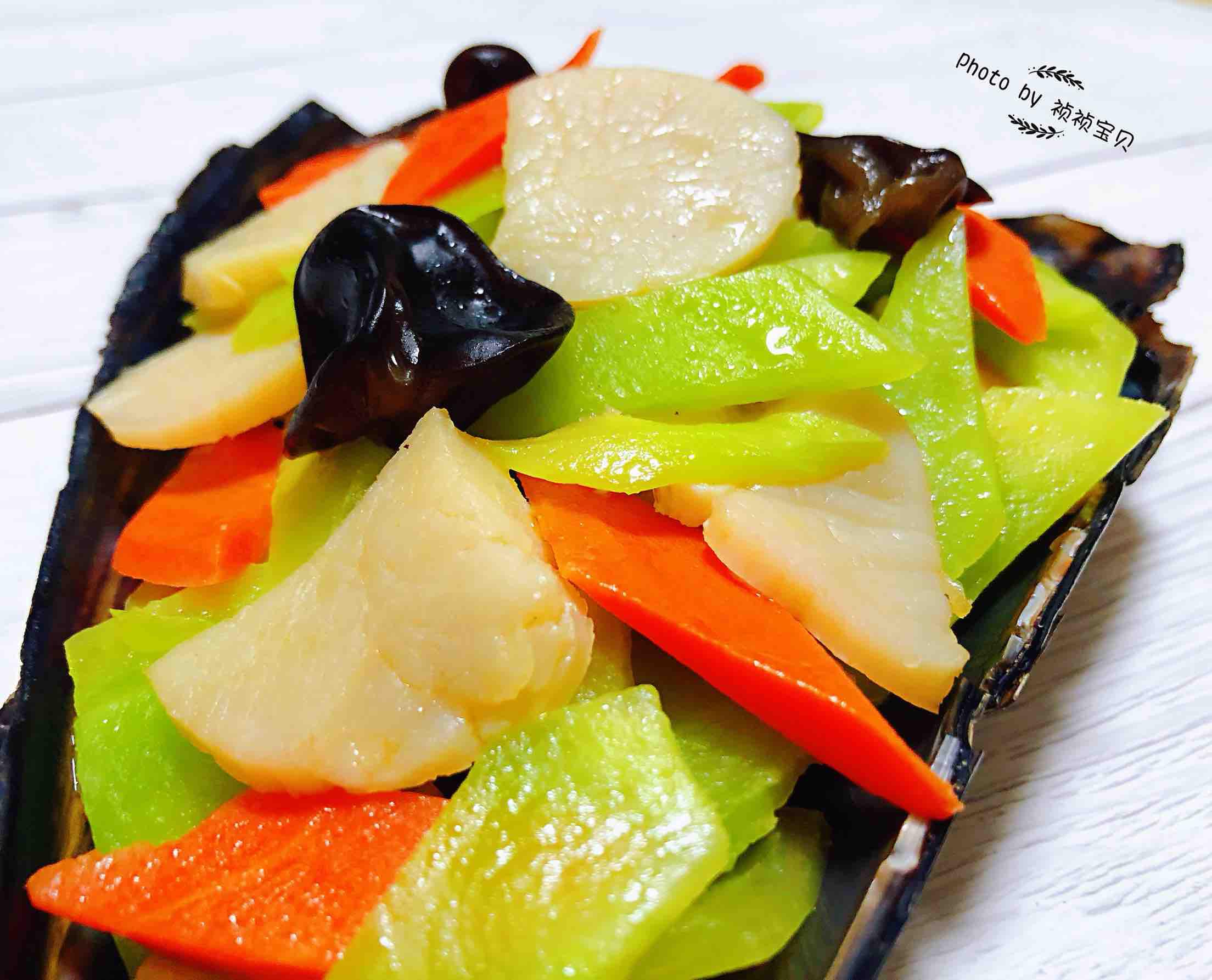 帶子炒萵筍胡蘿卜木耳的做法-咸鮮味炒菜譜