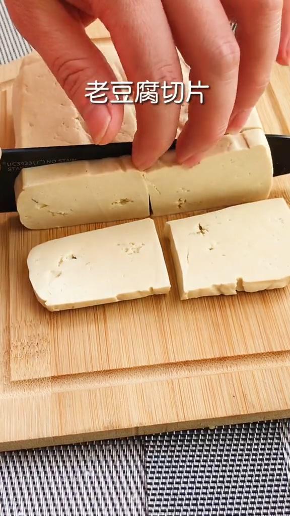 白菜燉豆腐的做法-家常味炒菜譜