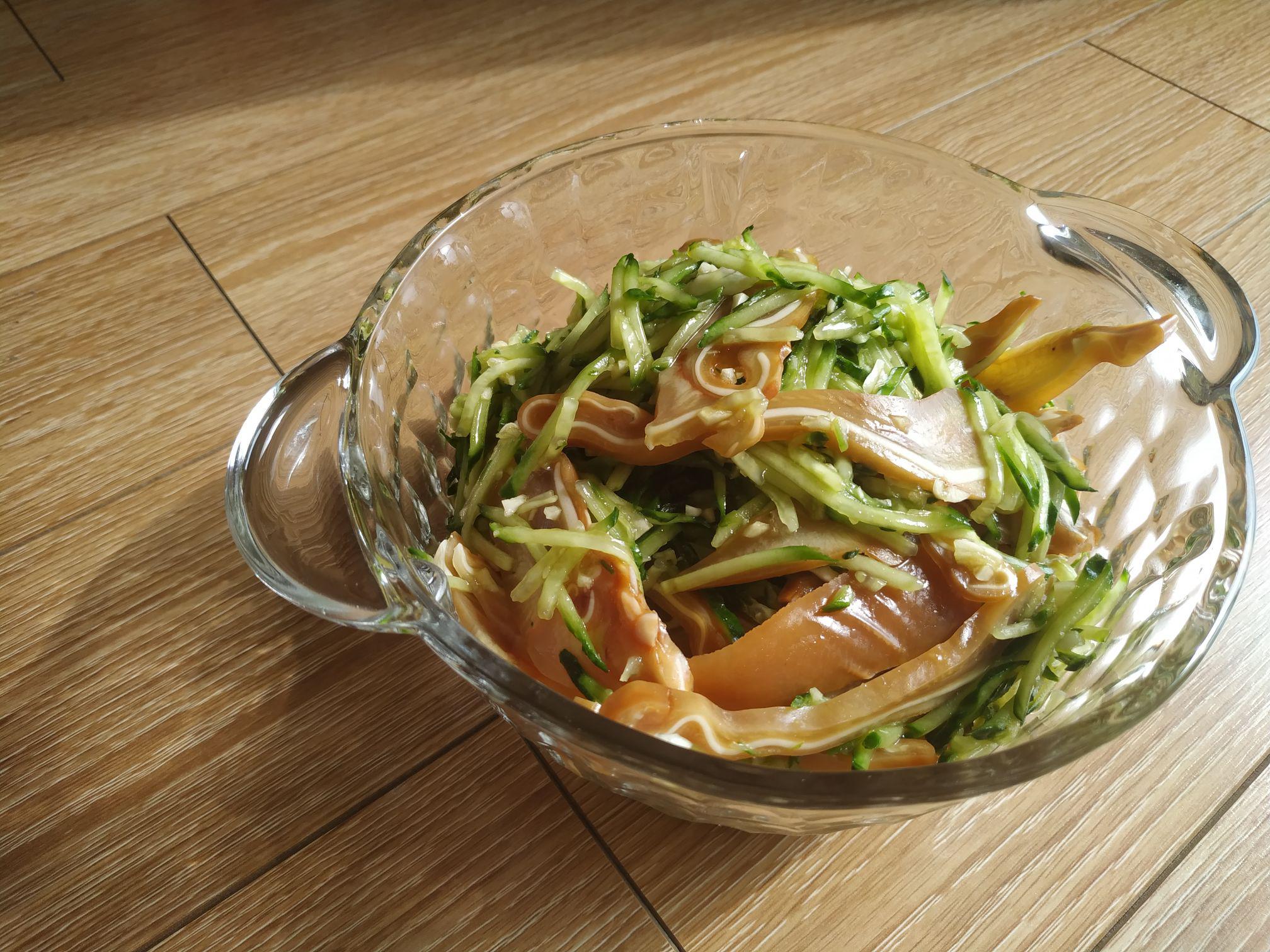 黃瓜豬耳的做法-家常味拌菜譜