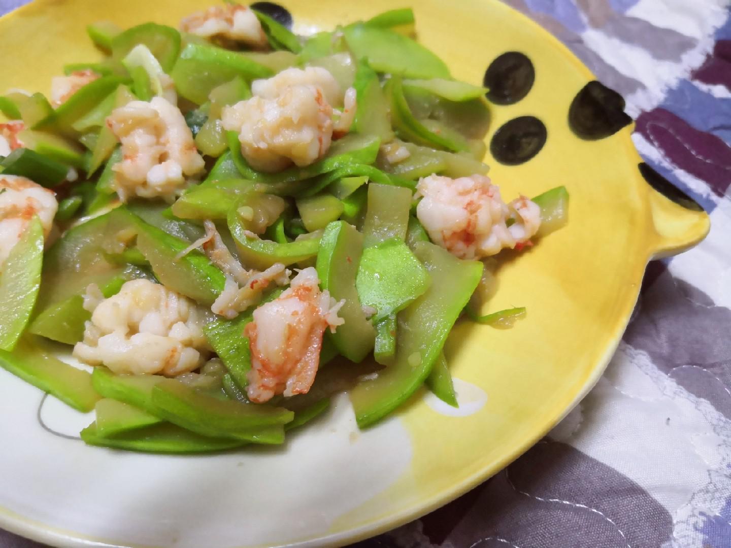 角瓜蝦仁的做法-家常味炒菜譜-易網健康養生網 角瓜蝦仁的做法-家常味炒菜譜