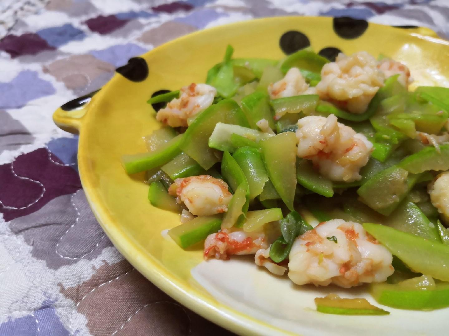 角瓜蝦仁的做法-家常味炒菜譜-易網健康養生網 角瓜蝦仁的做法-家常味炒菜譜