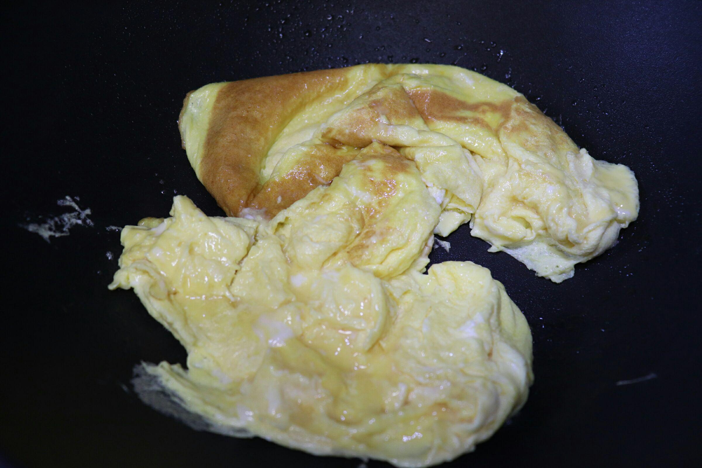 大蔥炒蛋的做法-醬香味炒菜譜