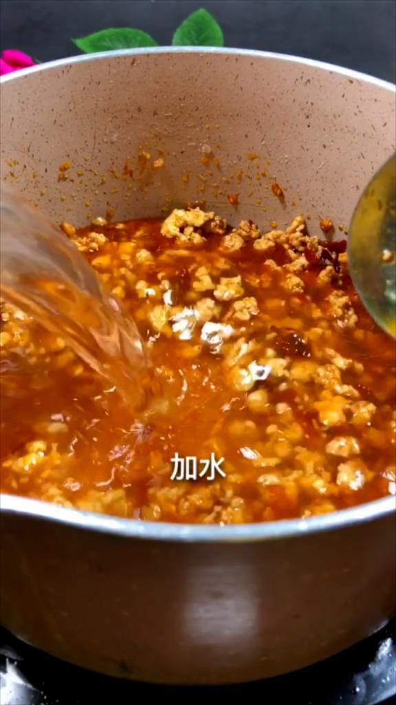 茄子豆腐煲的做法-家常味炒菜譜