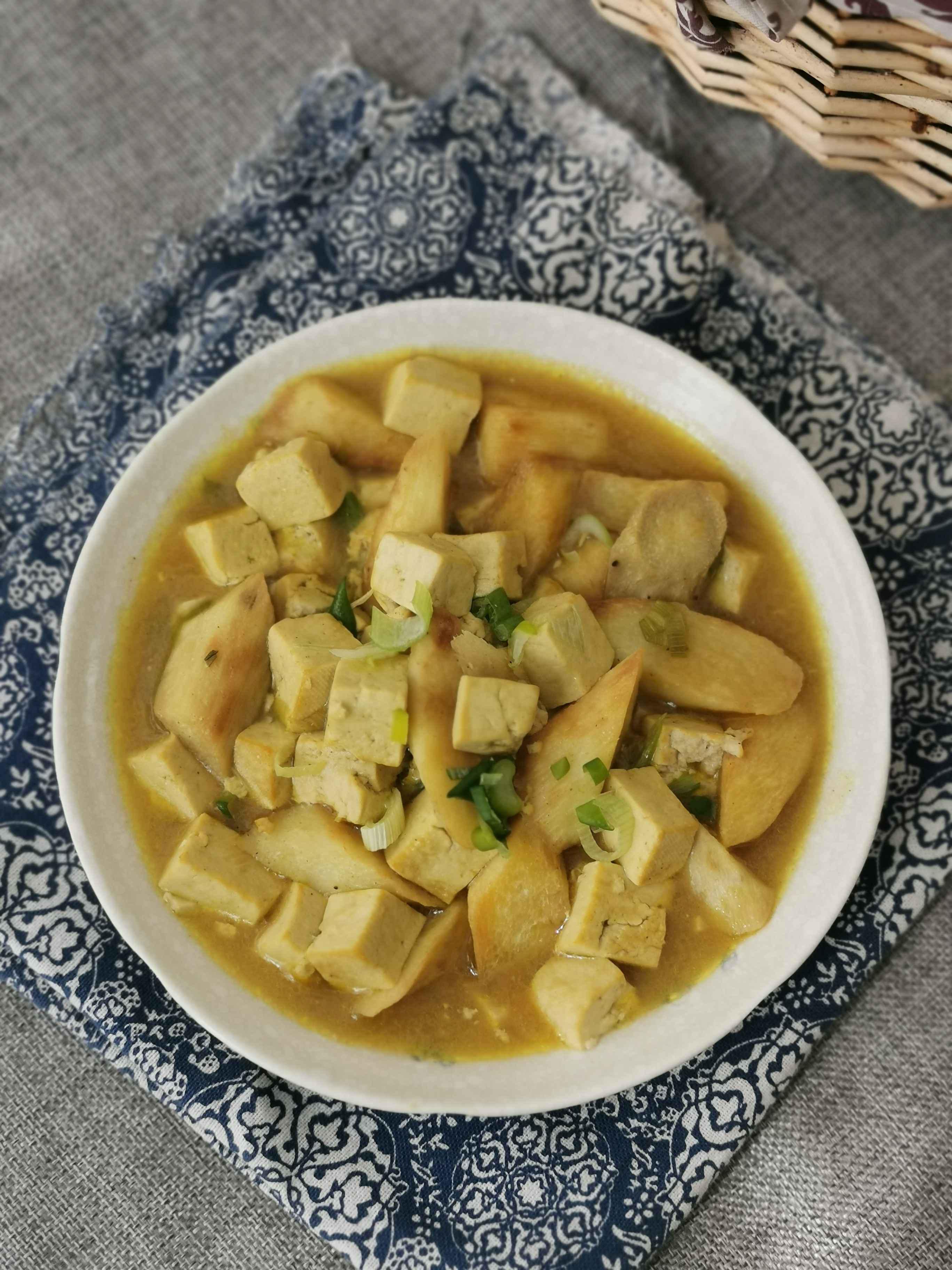 咖喱豆腐燉山藥的做法-咖喱味燉菜譜