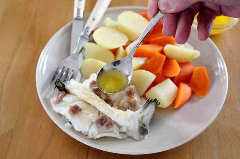 清蒸鱈魚的做法-咸鮮味煮菜譜