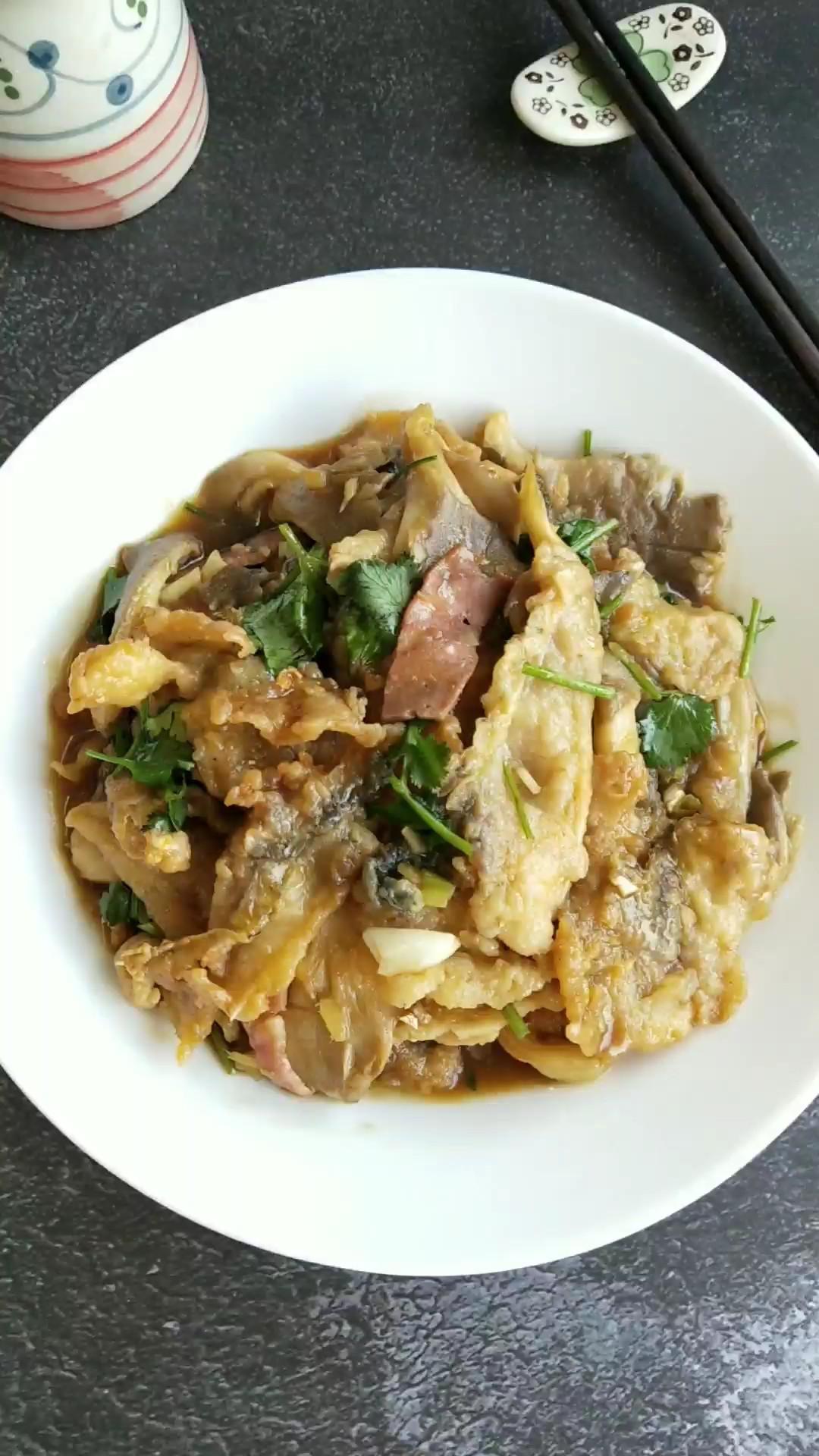 平菇燴魚片的做法-酸甜味燴菜譜