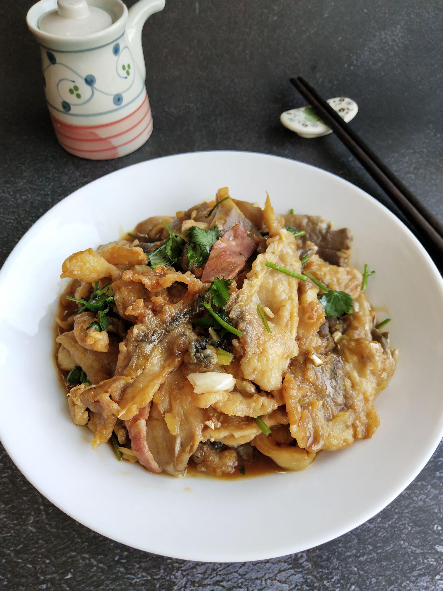 平菇燴魚片的做法-酸甜味燴菜譜