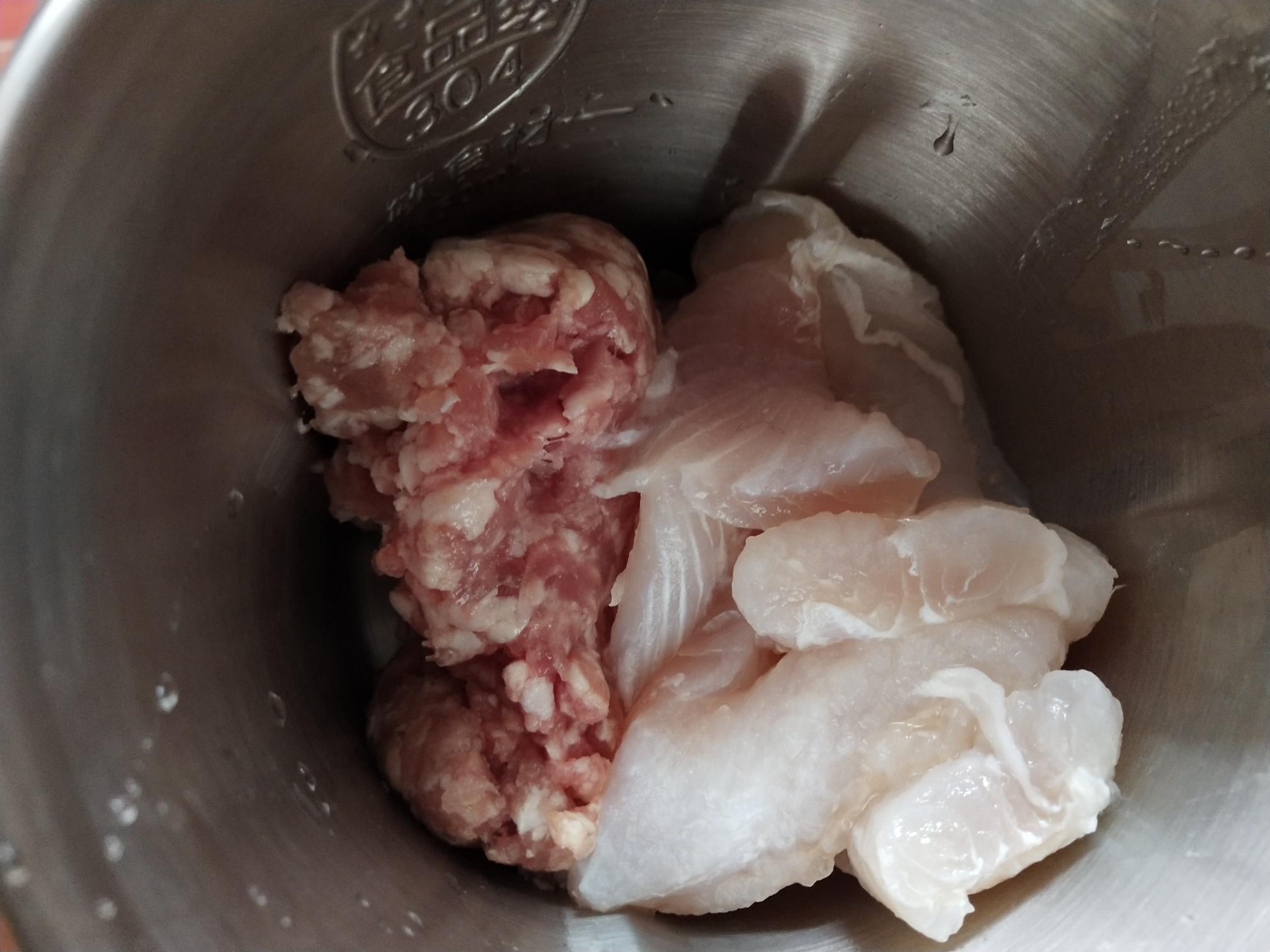 魚肉香腸的做法-咸鮮味蒸菜譜