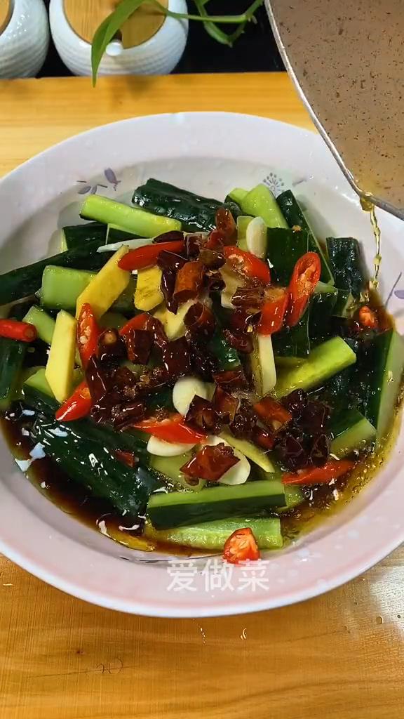 爽口黃瓜條的做法-咸鮮味腌菜譜