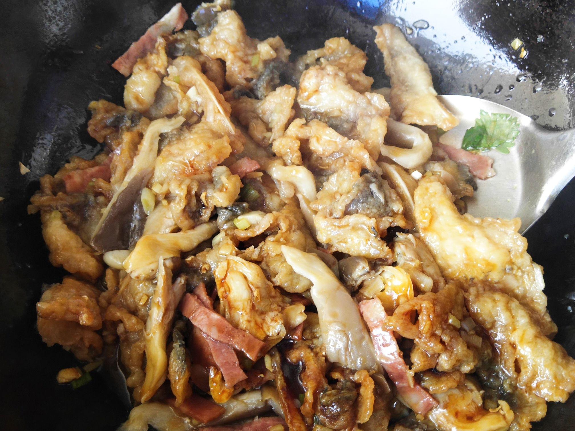 平菇燴魚片的做法-酸甜味燴菜譜