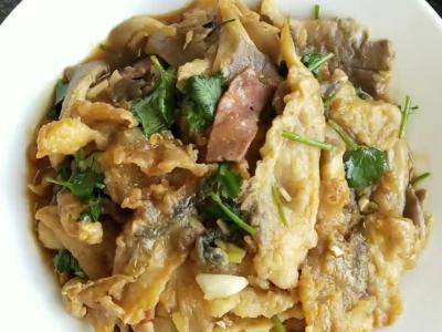 平菇燴魚(yú)片的做法-酸甜味燴菜譜