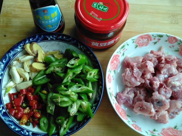 青椒炒兔肉的做法-香辣味炒菜譜