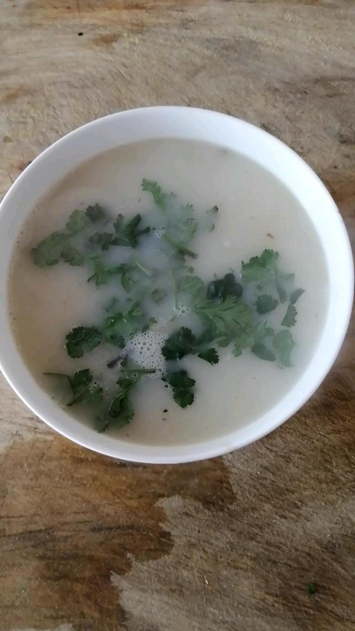 清燉魚頭湯的做法-咸鮮味燉菜譜