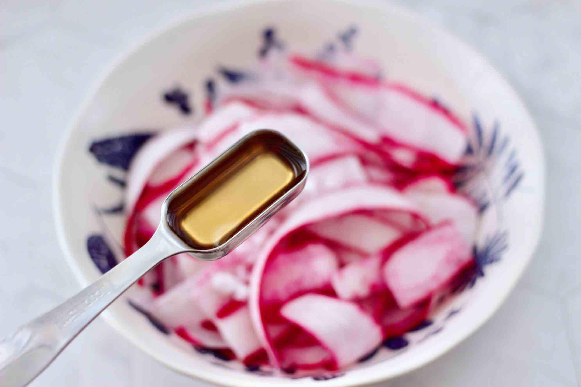 水蘿卜拌核桃仁的做法-酸甜味拌菜譜-易網健康養生網 水蘿卜拌核桃仁的做法-酸甜味拌菜譜