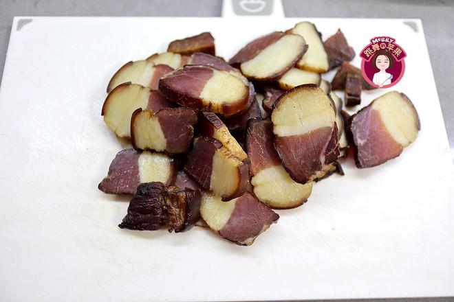 臘肉燜春筍的做法-咸鮮味燜菜譜