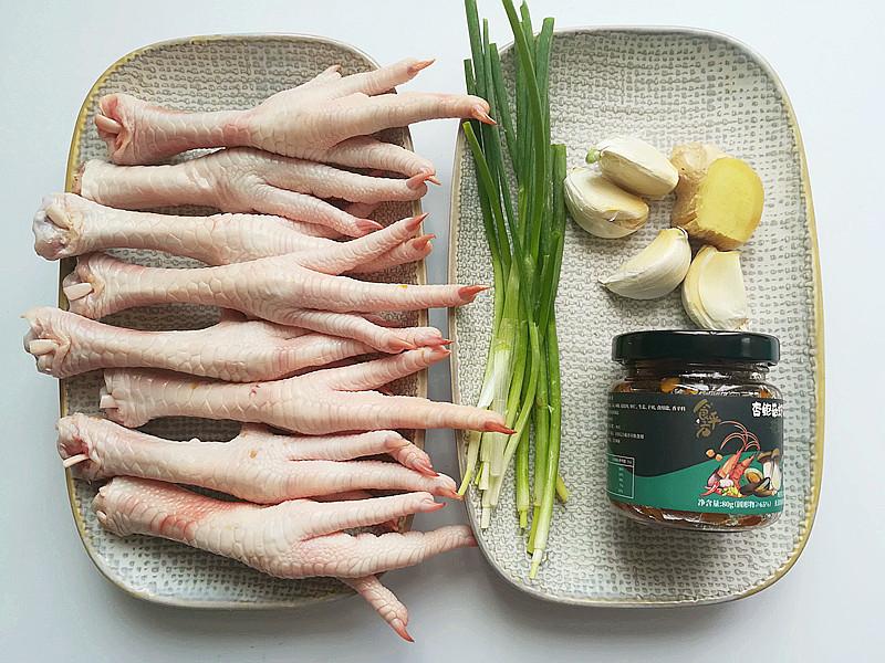 香辣鳳爪的做法-香辣味煮菜譜-易網<a href=http://m.henggaotouzi.com/ target=_blank class=infotextkey>健康養生</a>網 香辣鳳爪的做法-香辣味煮菜譜