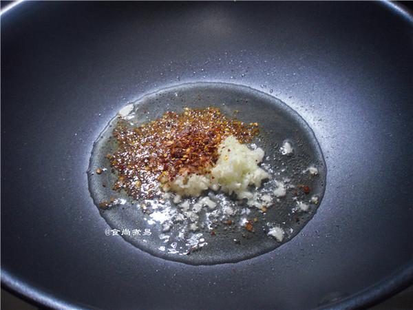 皮蛋蒸豆腐的做法-麻辣味蒸菜譜-易網(wǎng)健康養(yǎng)生網(wǎng) 皮蛋蒸豆腐的做法-麻辣味蒸菜譜