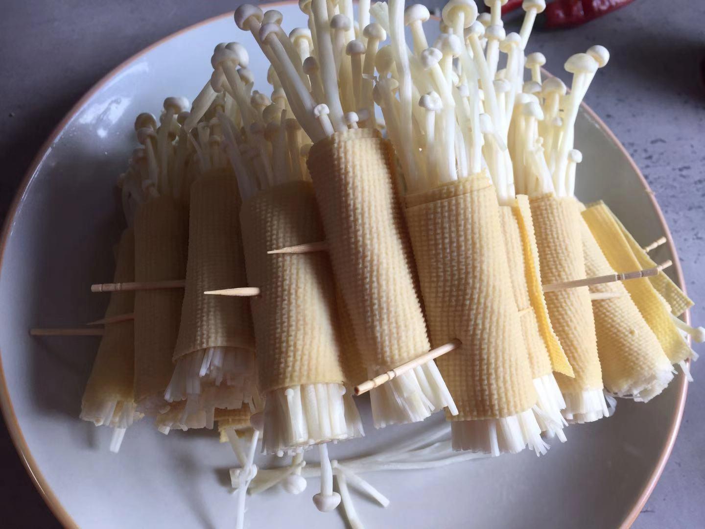 金針菇豆皮卷的做法-家常味燒菜譜