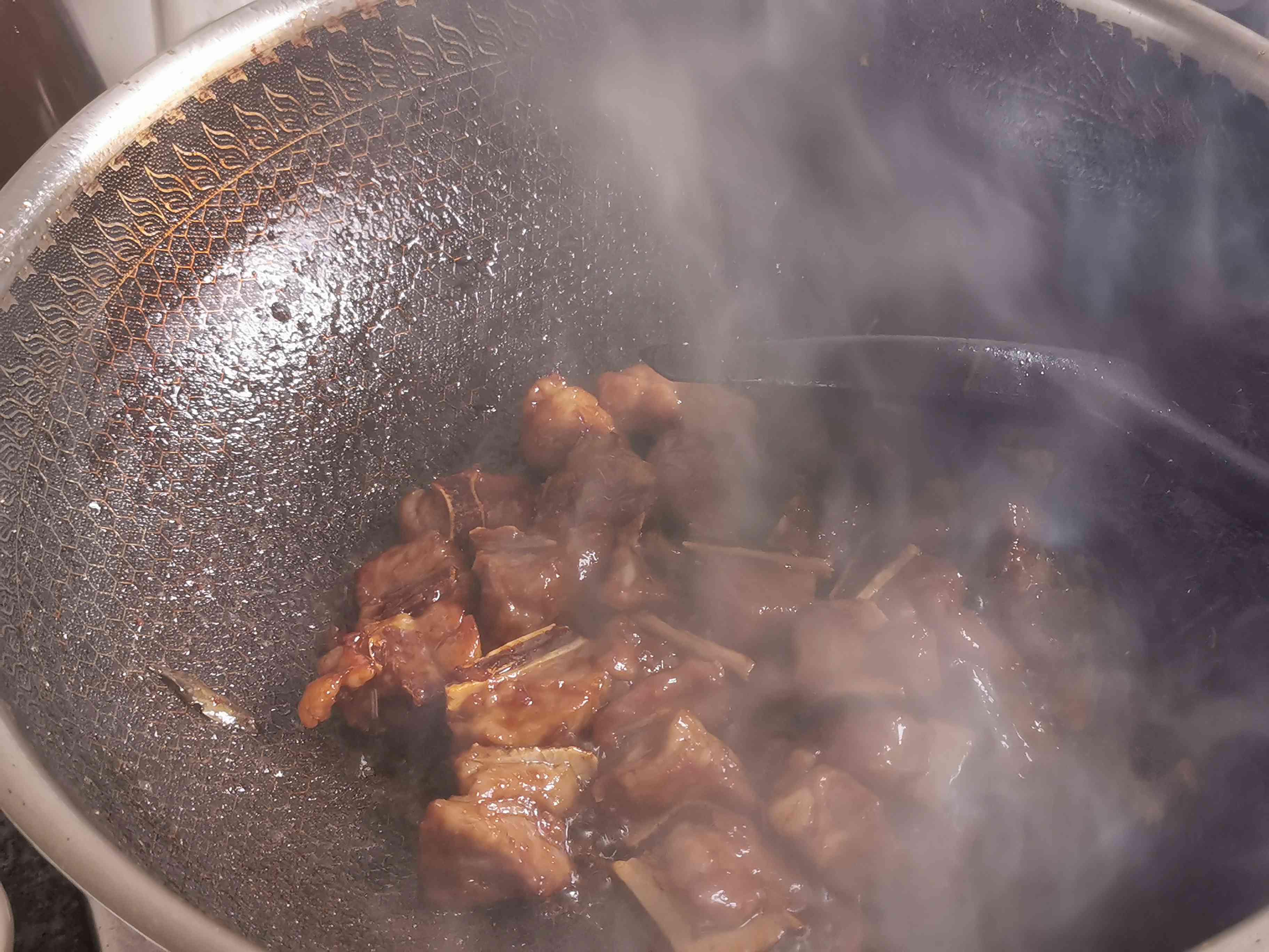 糖醋排骨的做法-甜味燒菜譜-易網(wǎng)健康養(yǎng)生網(wǎng) 糖醋排骨的做法-甜味燒菜譜