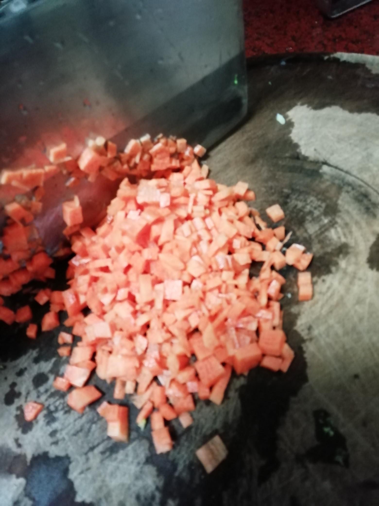 玫瑰花蛋炒飯的做法-家常味炒菜譜