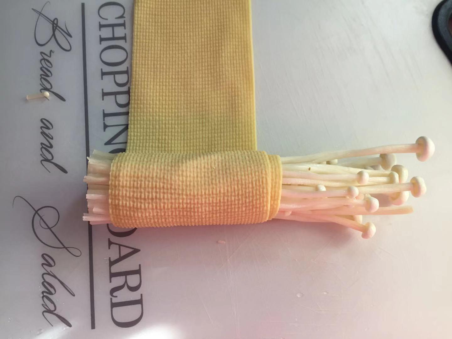 金針菇豆皮卷的做法-家常味燒菜譜