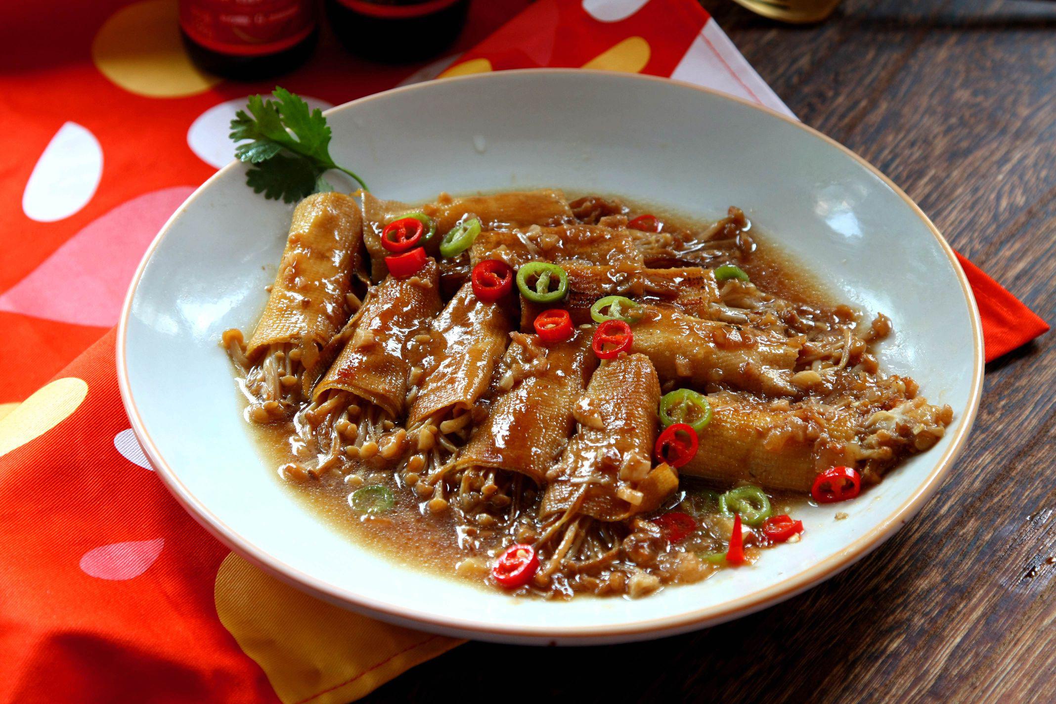 金針菇豆皮卷的做法-家常味燒菜譜