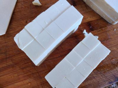 蟹黃豆腐的做法-咸鮮味炒菜譜