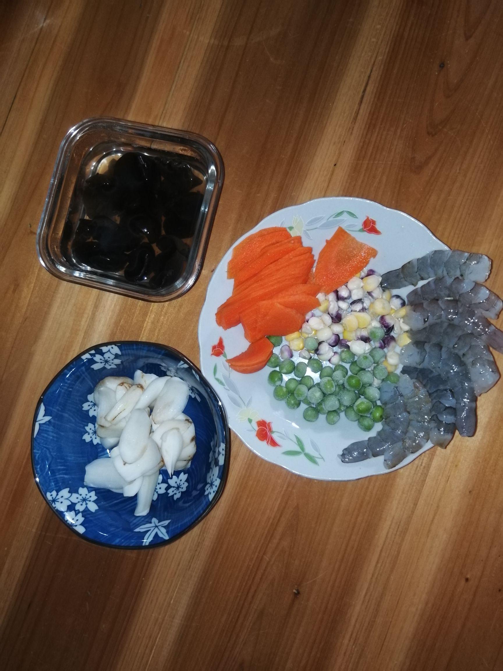 清爽不油膩——什錦百合的做法-家常味炒菜譜