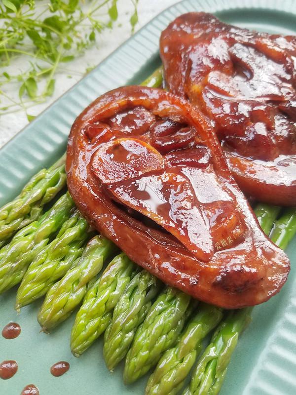 蘆筍腐乳豬肘的做法-家常味燉菜譜-易網健康養生網 蘆筍腐乳豬肘的做法-家常味燉菜譜