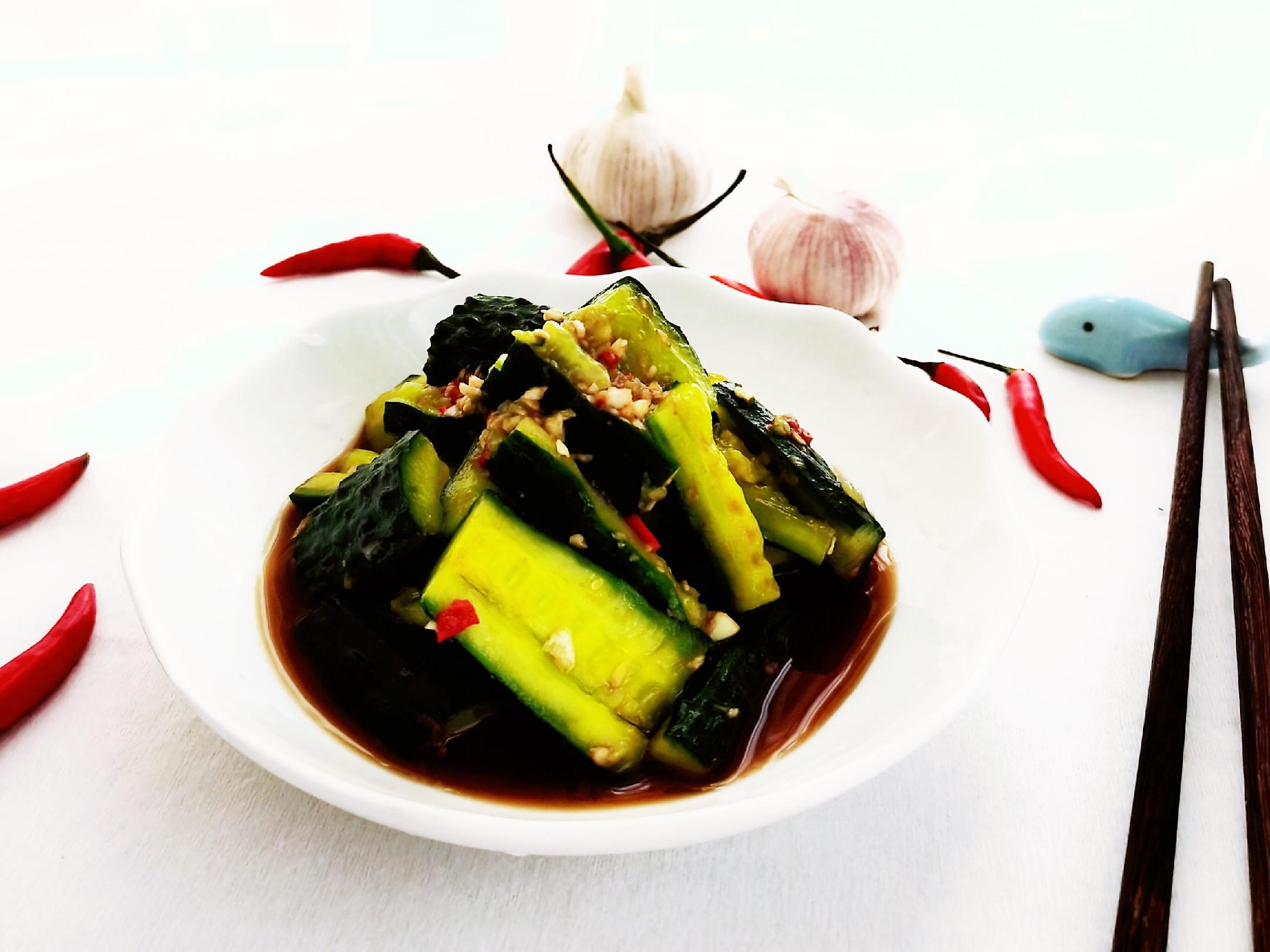 超級好吃的涼拌黃瓜的做法-家常味拌菜譜